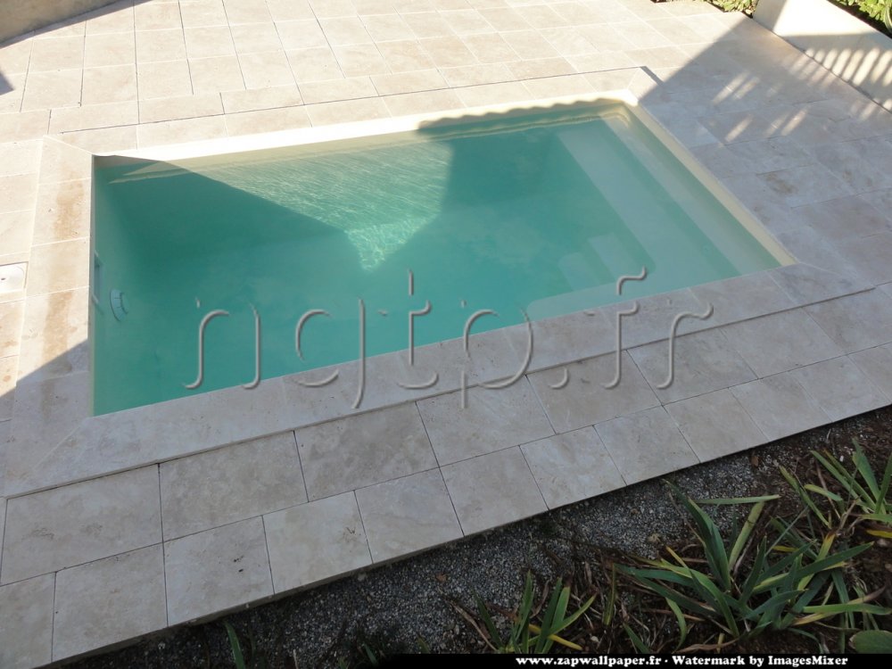 Installation d'une piscine de moins de 10 m2  à Feyzin
